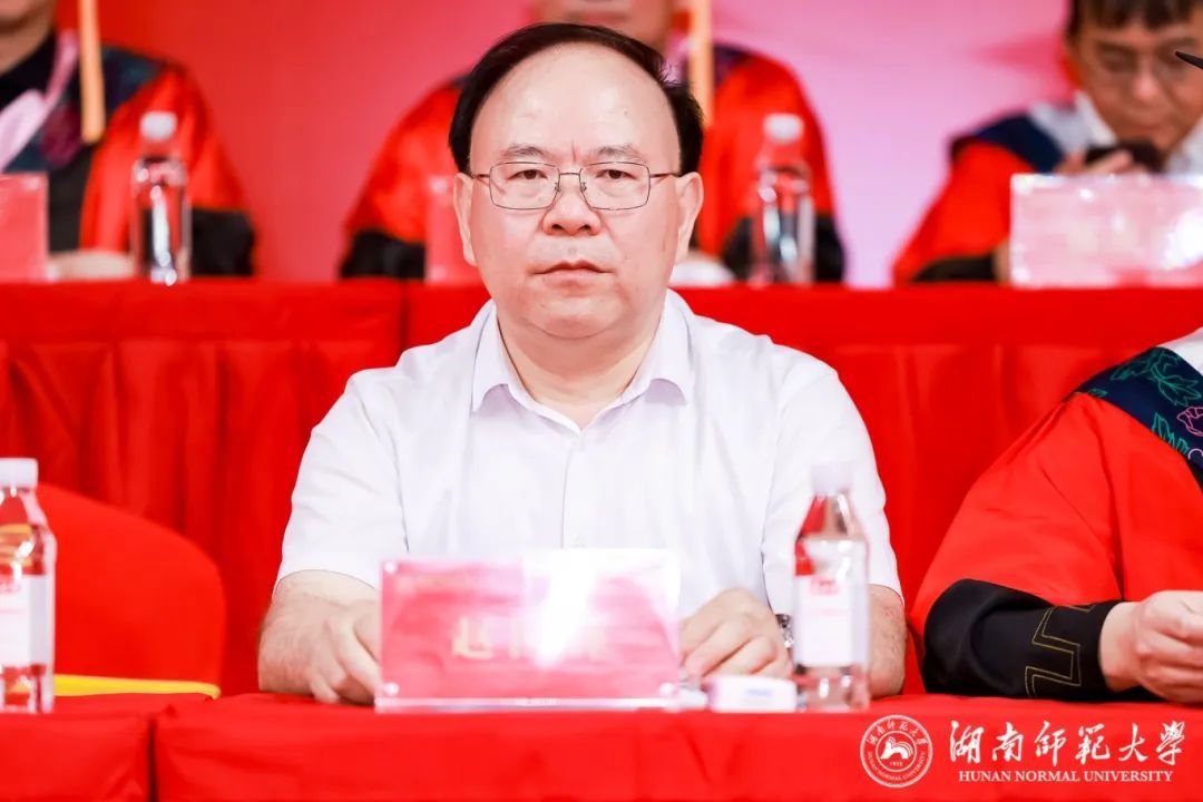 亲爱的研究生同学们